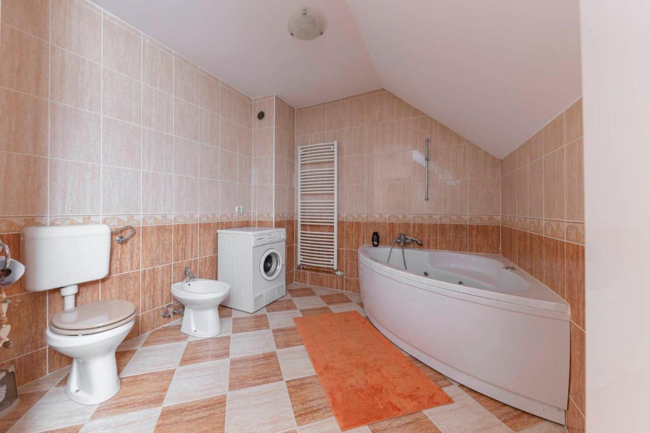 Apartma Ana Preserje  Buitenkant foto