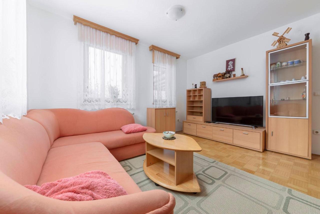 Apartma Ana Preserje  Buitenkant foto